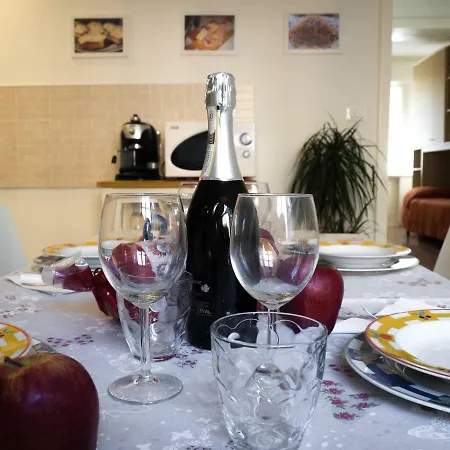 Dom wakacyjny Betty House Mestre